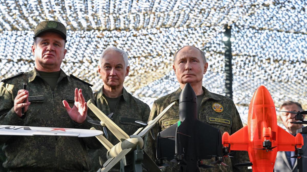 Putin alerts world of plan underway for his 'unstoppable' cruise missile