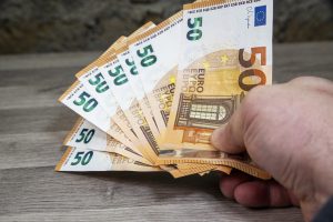 Do you receive unemployment allowance? You can get even more money (but only if you do this)