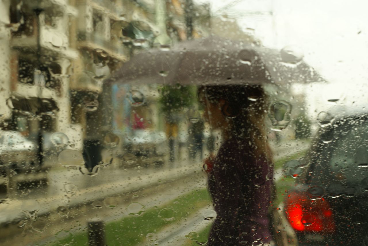 Chaos in Porto due to bad weather, with VCI partially cut. Viseu, Aveiro and Coimbra under red warning