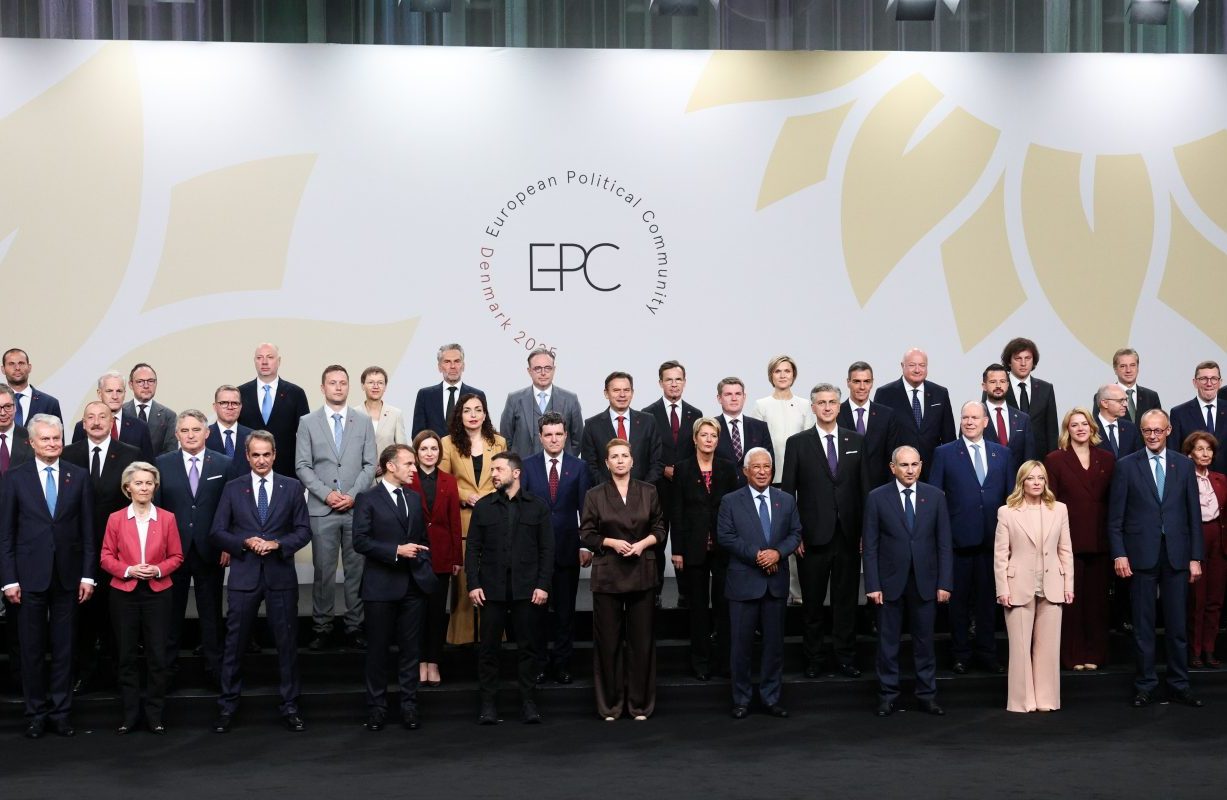 50 ηγέτες στην Κοπεγχάγη: Στο επίκεντρο Ουκρανία και ασφάλεια της Ευρώπης – Το μήνυμα Μητσοτάκη