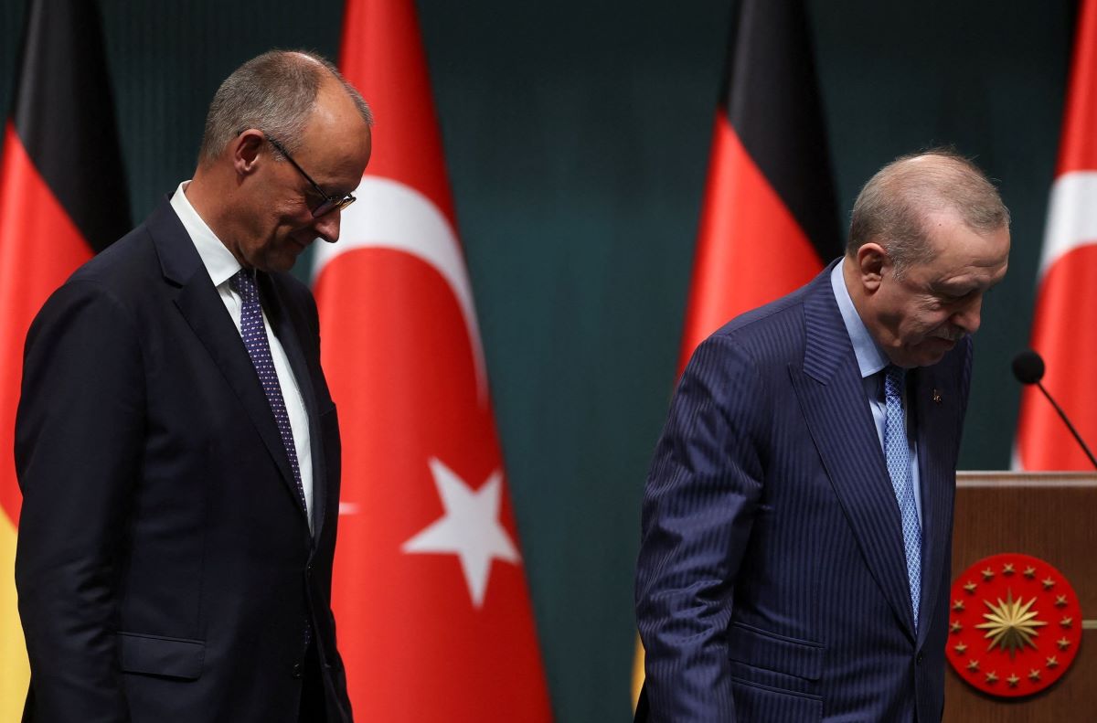 Μερτς- Ερντογάν: Συμφωνία για άμυνα, αγκάθια για ένταξη στην ΕΕ