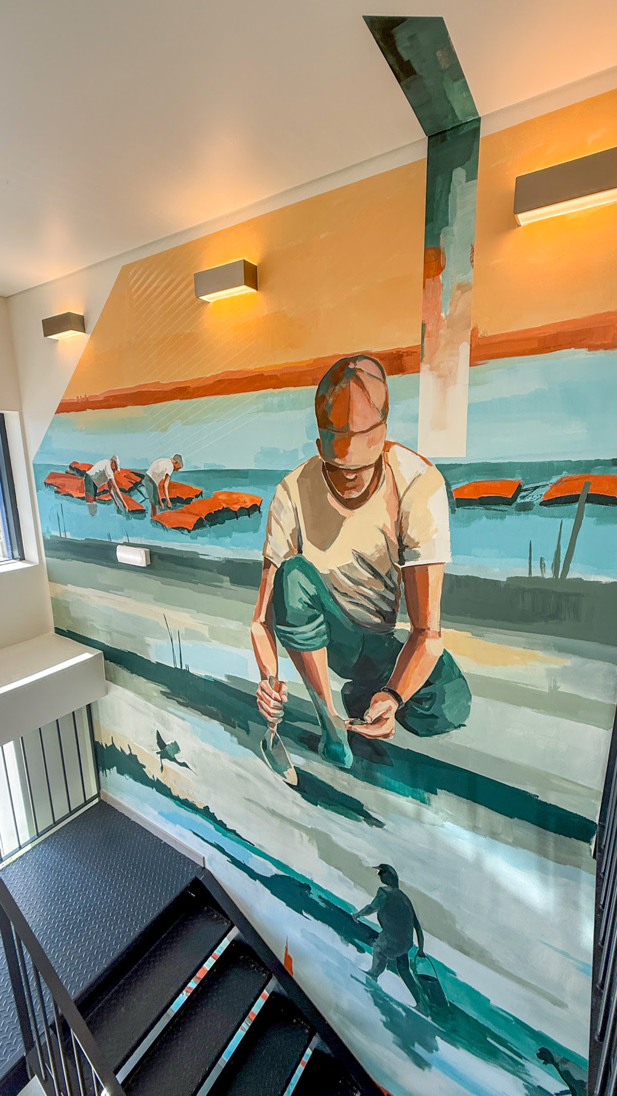 Ria Formosa inspires artistic mural at AP Eva Senses created by Edgar Pacheco