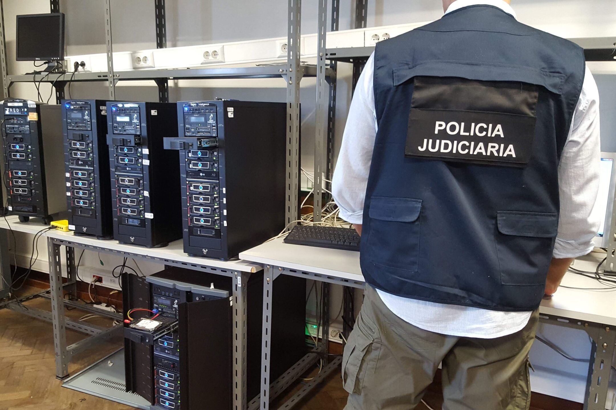 I worked in insurance until PJ discovered where the clients' money went: find out how much it raised