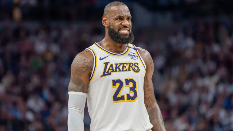 Lesão de LeBron James: o que aconteceu e tempo fora dos jogos da NBA image
