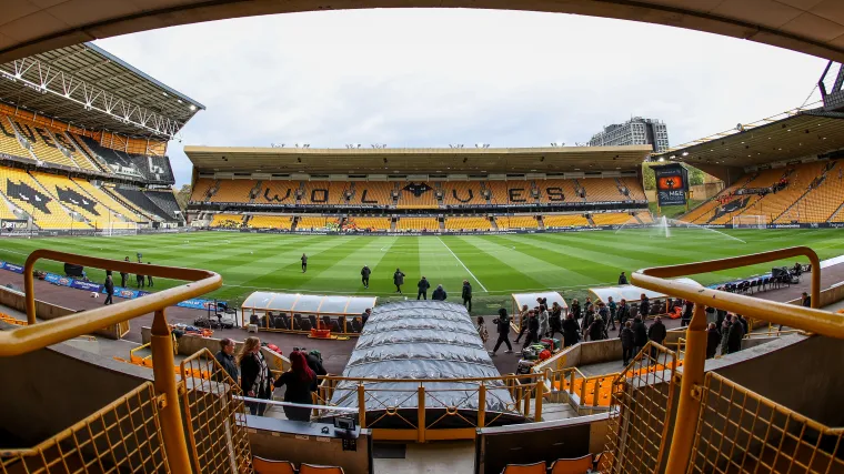 Wolves x Chelsea: palpites, onde assistir e escalações - Copa da Liga Inglesa 25/26 image