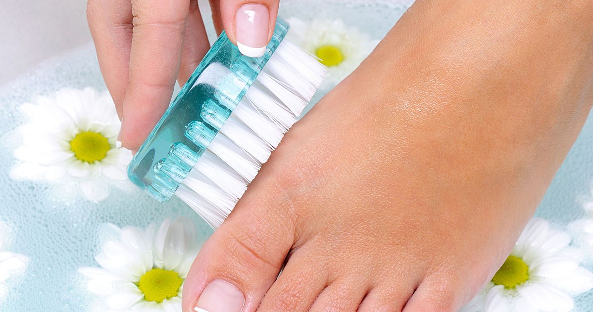 This vegetable treats your feet like a visit to a beautician. Just fifteen minutes