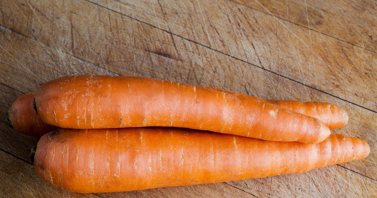 Carrot limp? You will quickly restore its firmness and taste