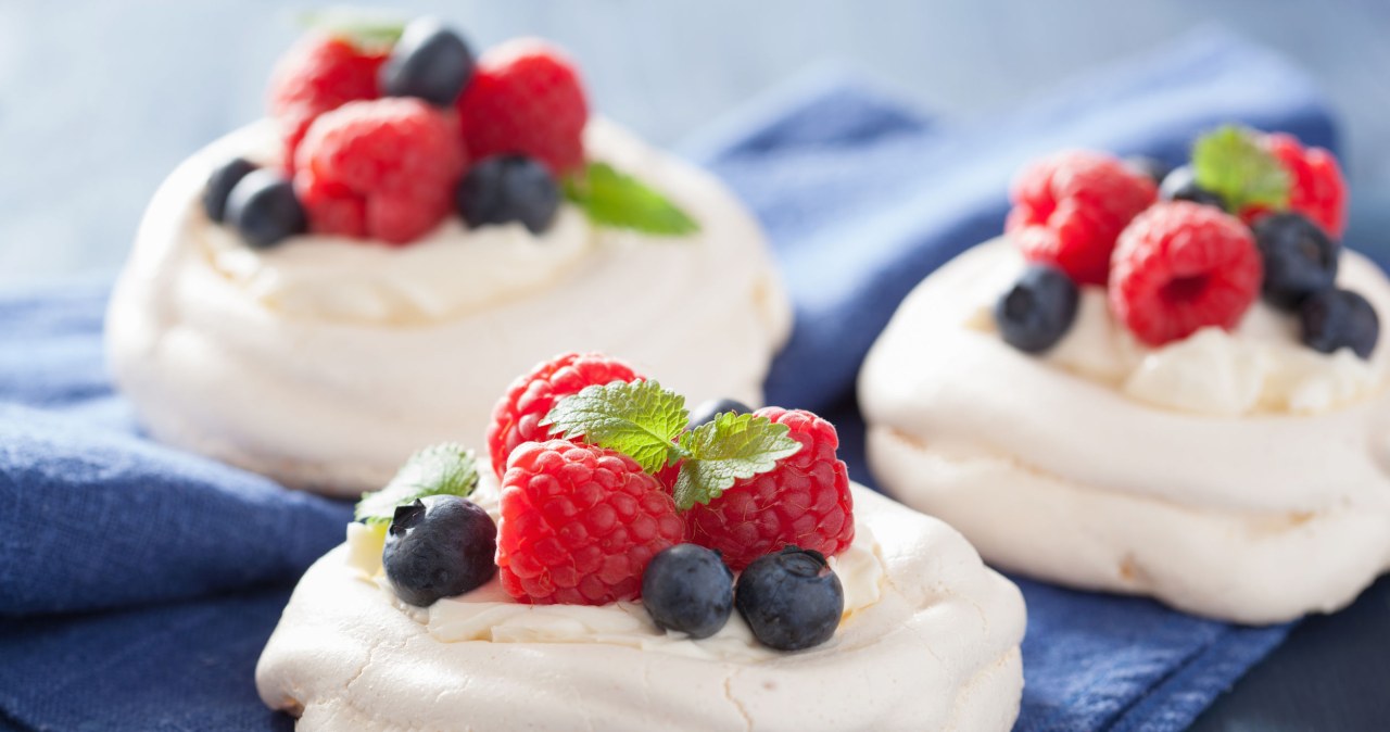 You can make these meringues even if you don't have eggs. They taste better than traditional ones