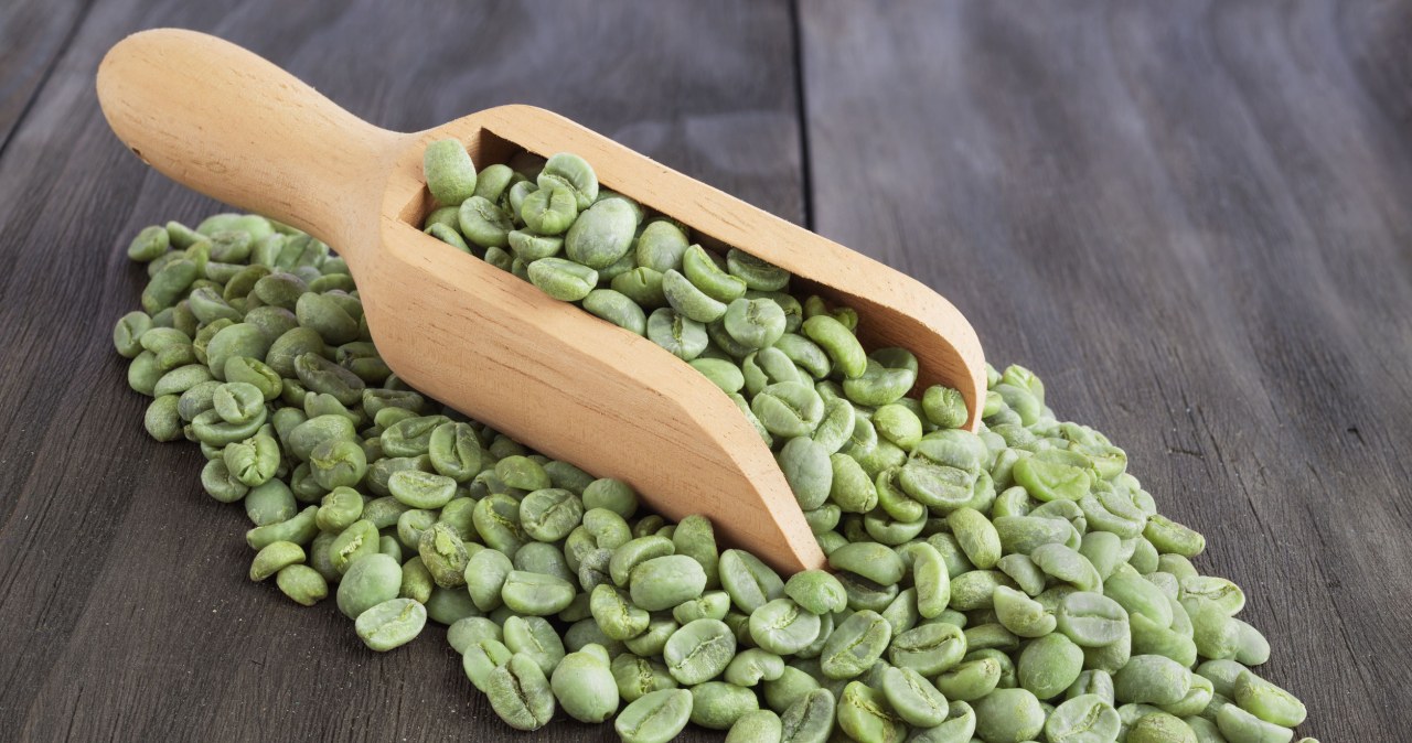 Drinking green coffee is recommended when losing weight /123RF/PICSEL