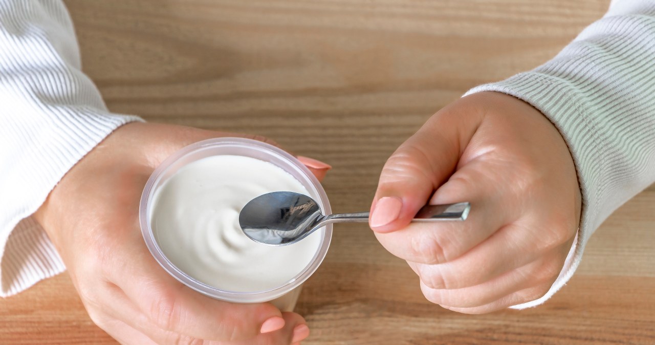 ​It is much healthier than regular yogurt. It has more protein and helps you lose weight