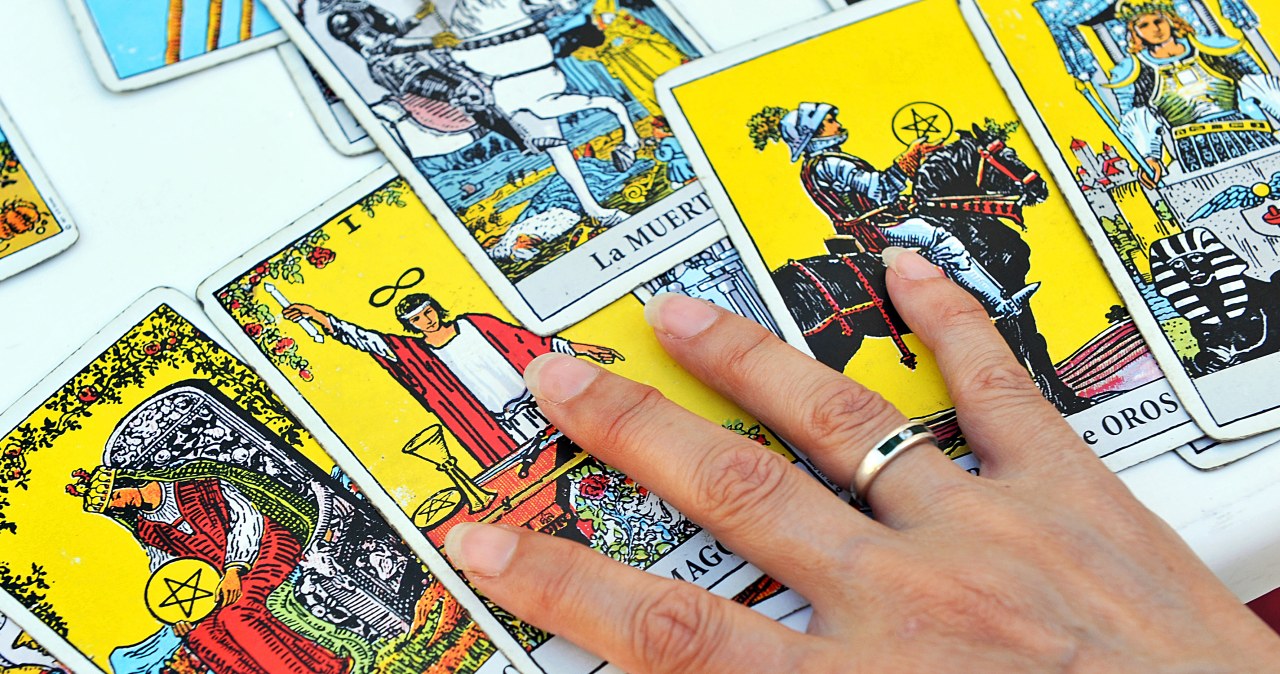 Tarot leaves no doubts. These zodiac signs are in for a shakeup in November