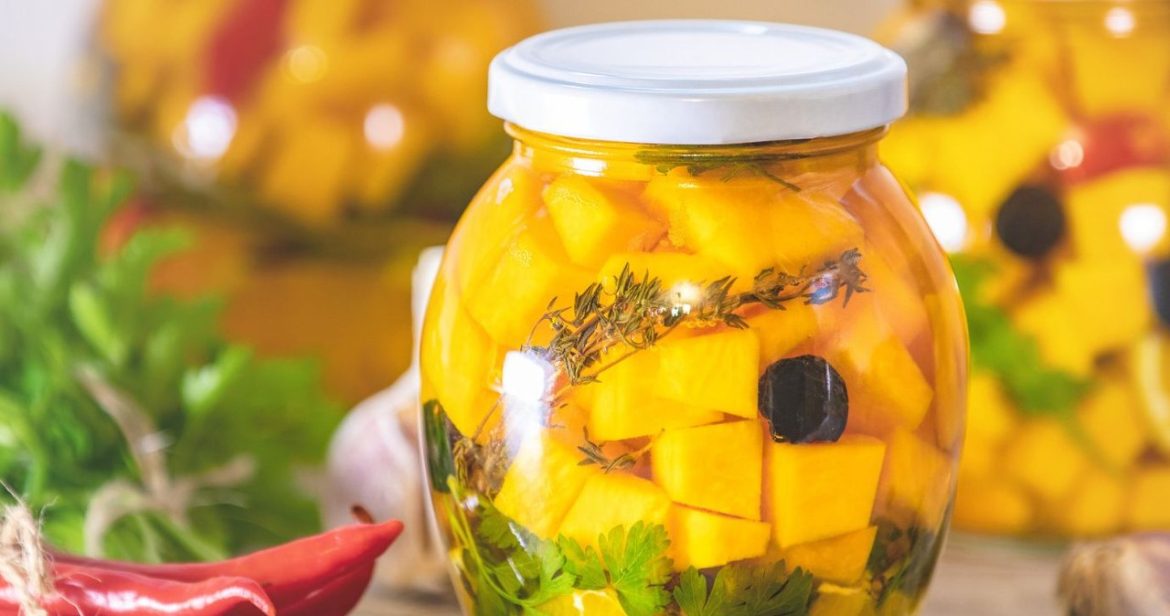 Warms you up better than tea. An autumn hit with a bit of chili                
