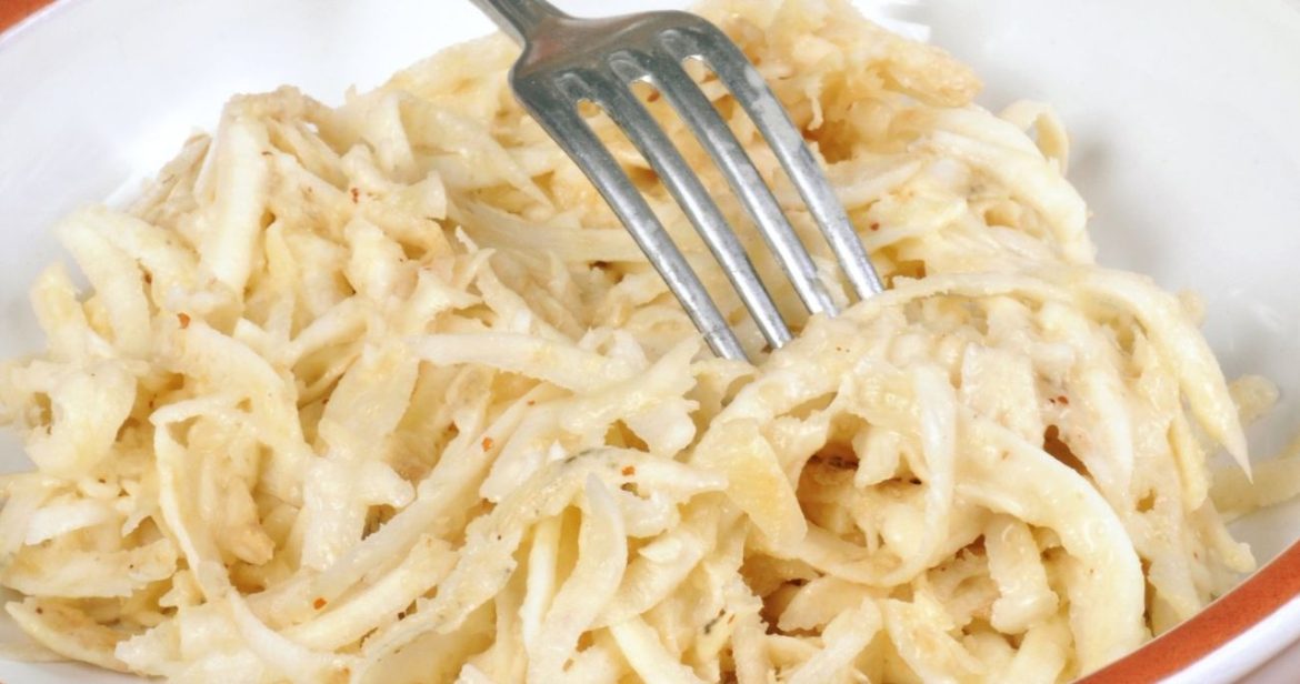 It's crunchy and has a set of vitamins for immunity. It also supports digestion, cleanses the body and takes care of the heart                
