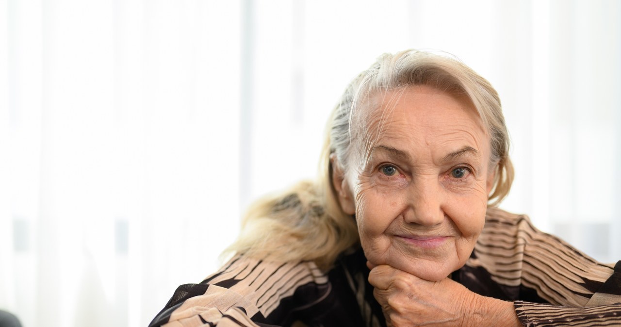 Some people had a grandmother with that name. Today you can look for it with a candle