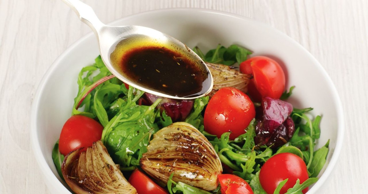 Try it once and you'll want to come back to the recipe. A sauce that enhances the taste of the salad