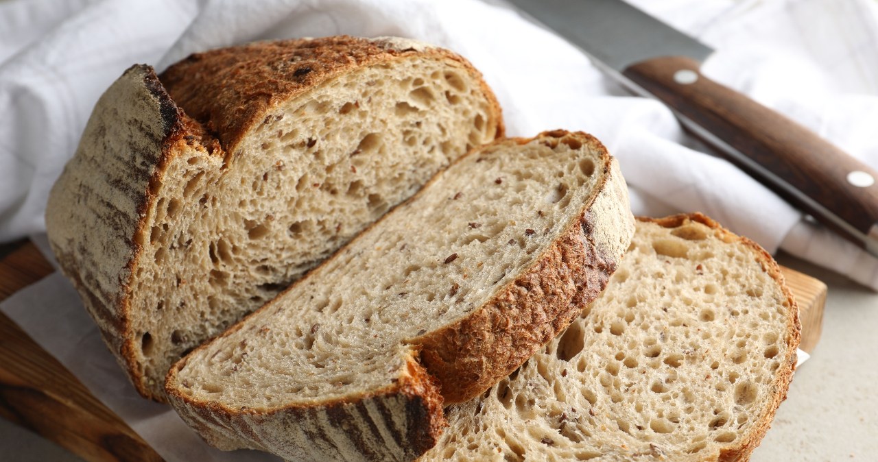 Do one thing with bread and sugar won't jump on it. Scientists confirm