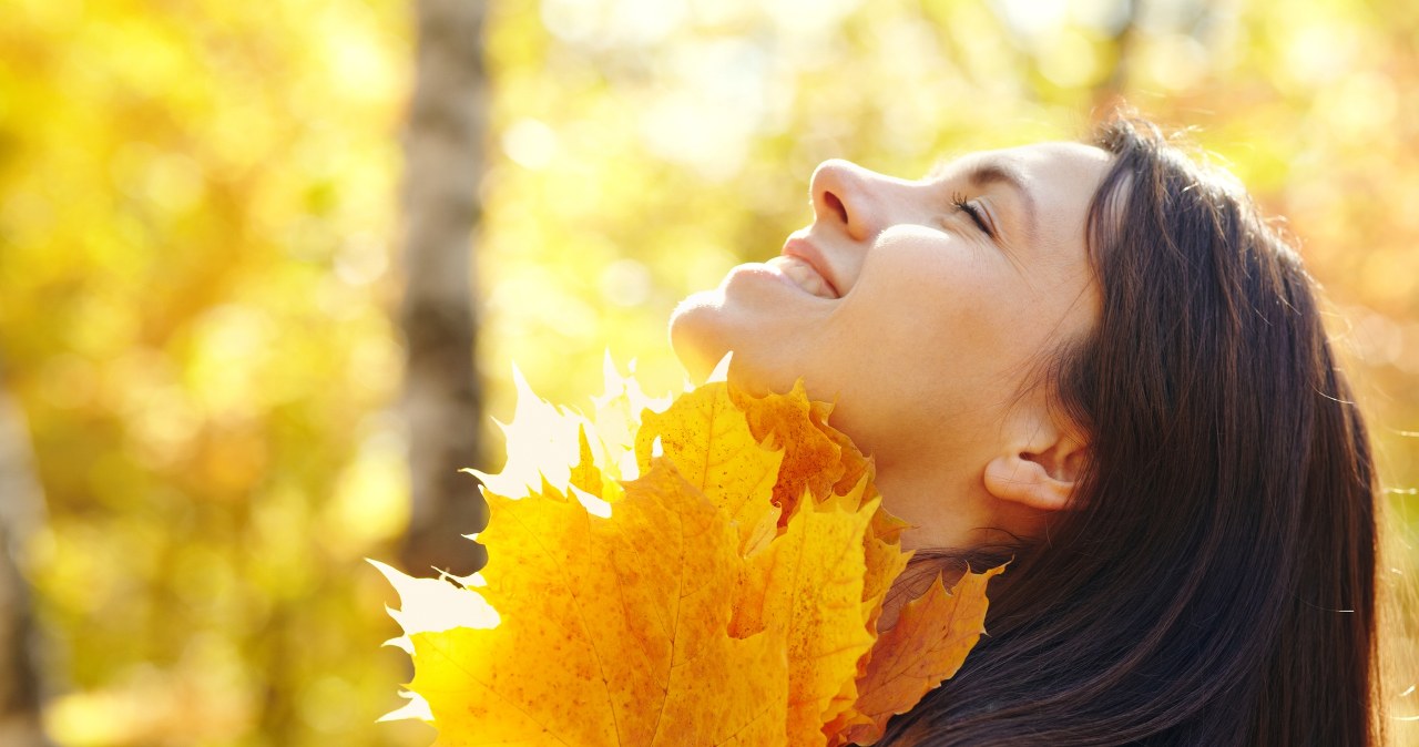 Do it on November 29. You will ensure prosperity in the new year and happiness in love