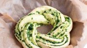 Fluffy yeast wreath with pesto and cheese. A delicious snack for St. Andrew's Day