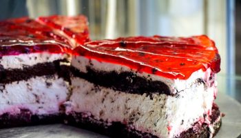 Even your mother-in-law will appreciate this St. Andrew's Day cake. Insanely creamy, with a strong chocolate accent