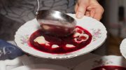 Why does borscht lose its color when cooked? Chop and add at the end, it will be ruby ​​red and clear