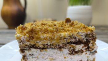 Majeczka honey cake. You'll have time to bake it before the St. Andrew's Day party