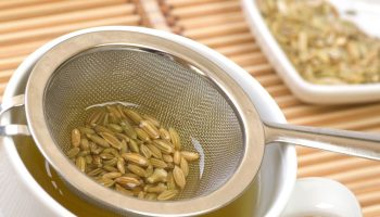 Add to dishes or drink the infusion. It suppresses appetite, improves eyesight and digestion