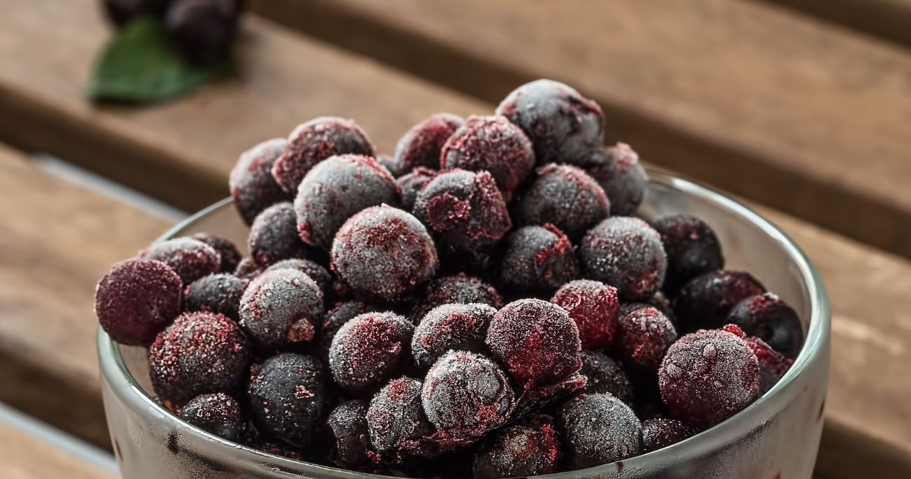 A superberry that retains vitamin C after freezing. Eat to support your heart, kidneys and muscles