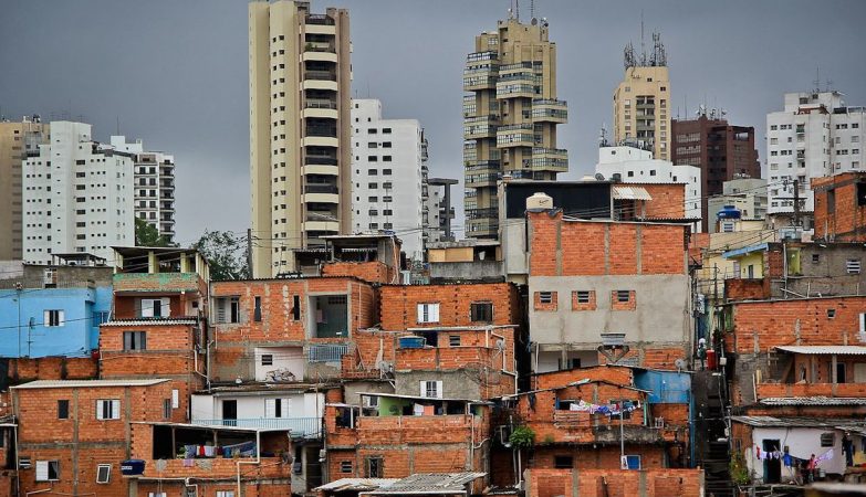 28.5 million Brazilians live under the control of criminal organizations
