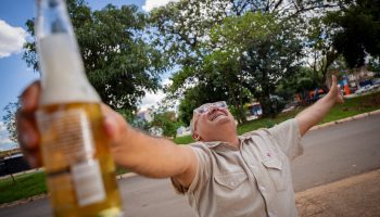 com-milhoes-de-seguidores,-“joel-divo”-e-reconhecido-nas-ruas-do-df