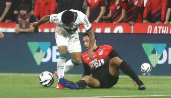 coritiba-e-athletico-pr-repetem-1995-e-decidem-titulo-da-serie-b