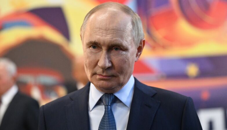 Putin: Russia ends war “if Ukrainian troops abandon occupied territories”