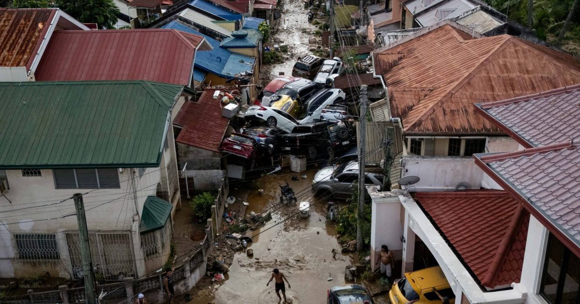Typhoon devastates Philippines: more than 90 dead
