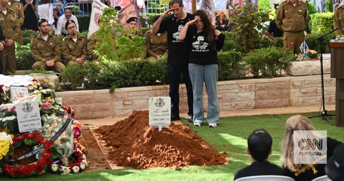 “Damn them!” At the funeral of Itay, his dead military son, his father Ruby pointed to the Netanyahu government, “which is responsible for October 7th”