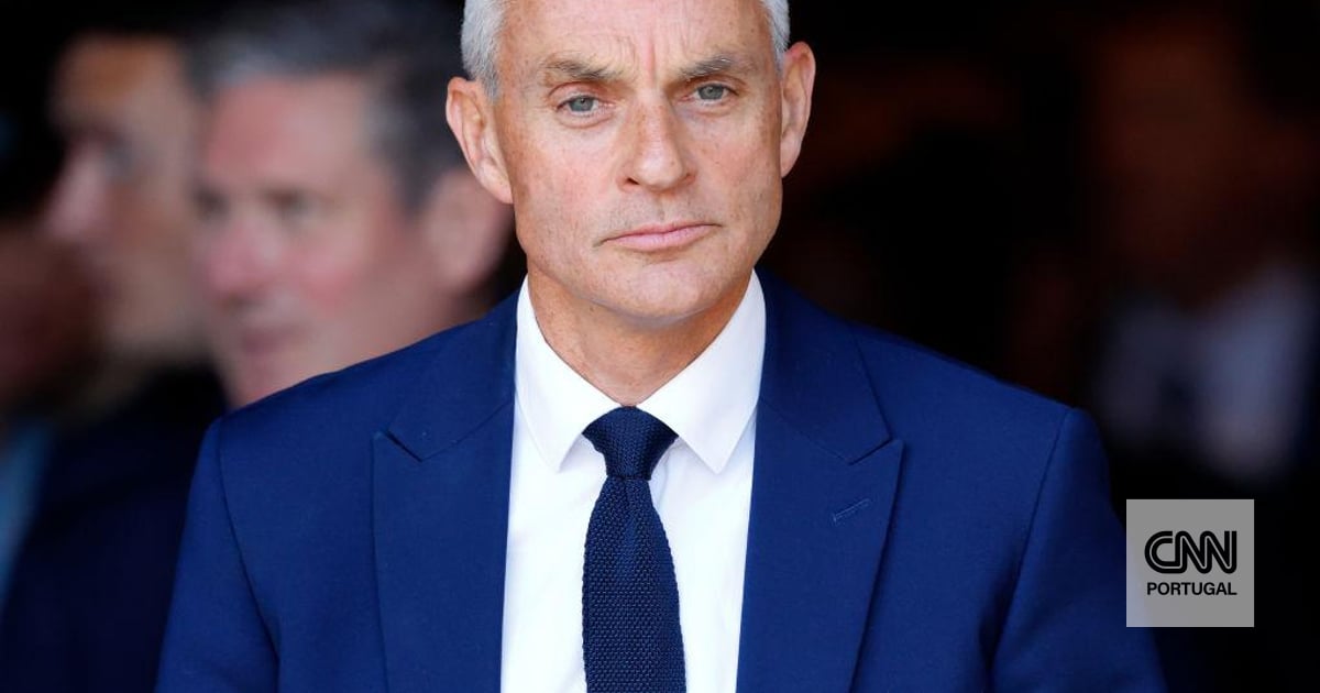 BBC Director General and CEO of BBC News resign