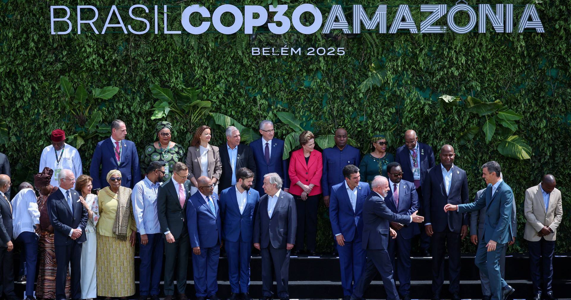 COP30 in Brazil: delegations from 170 countries begin marathon negotiations on the climate crisis