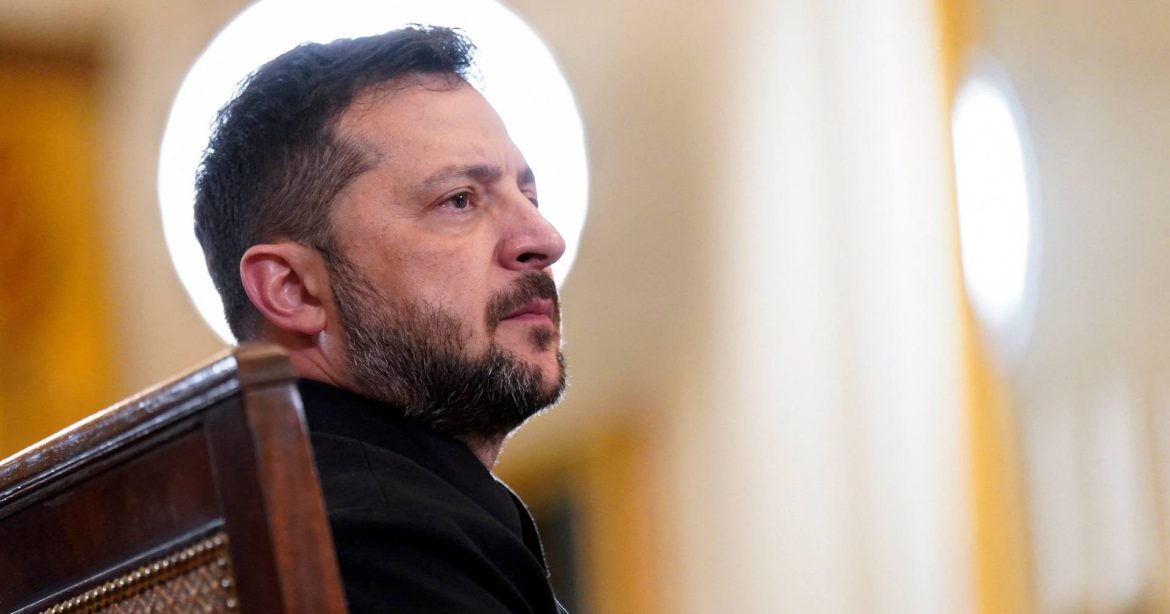 Volodymyr Zelensky promises to "clean up" and "restructure" state energy company after new corruption scandal
