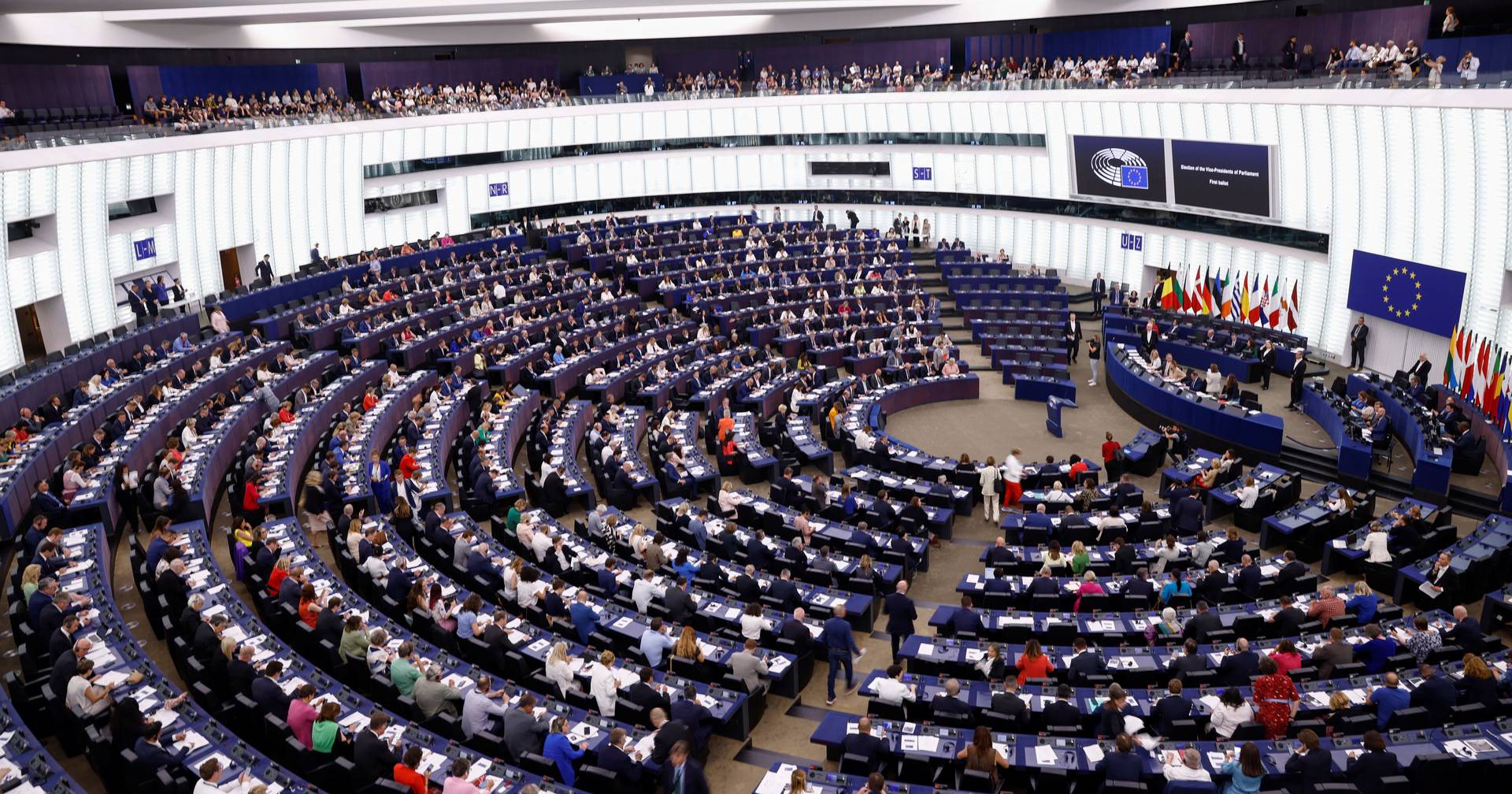 Pregnant MEPs will be able to delegate voting rights while they are absent