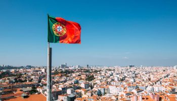 Almost 50 thousand foreigners acquired Portuguese nationality in 2024, but only 15 thousand resided in Portugal