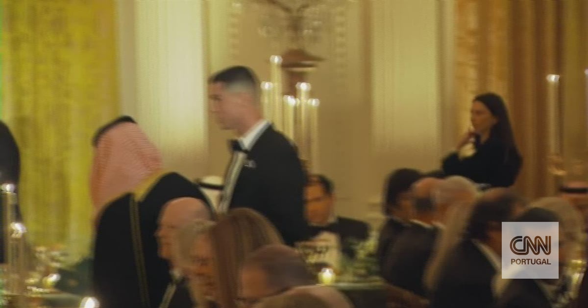 00:15 The first images of Cristiano Ronaldo in the White House 2 min ago