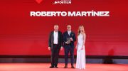 Roberto Martinez wins prize in Spain and aims for the World Cup: "It's the dream of my career"
