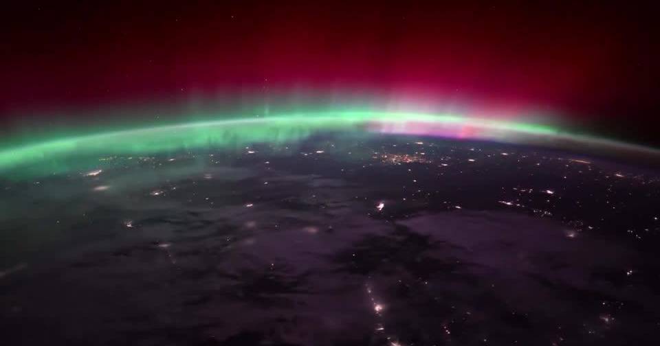 Northern lights seen from space: astronaut records phenomenon from the International Space Station