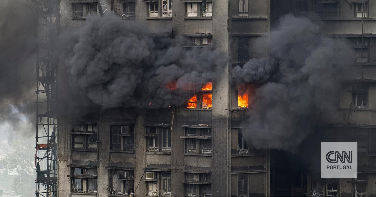 Worst fire in decades in Hong Kong leaves 94 dead and many missing