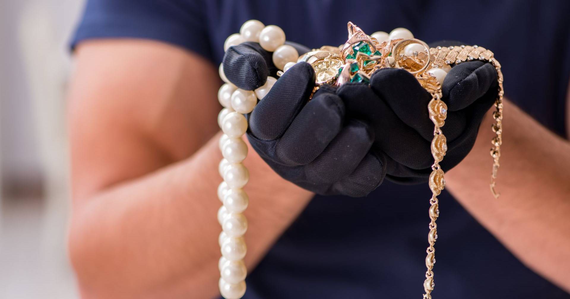 GNR reinforces security in commerce and provides alerts for traders and consumers