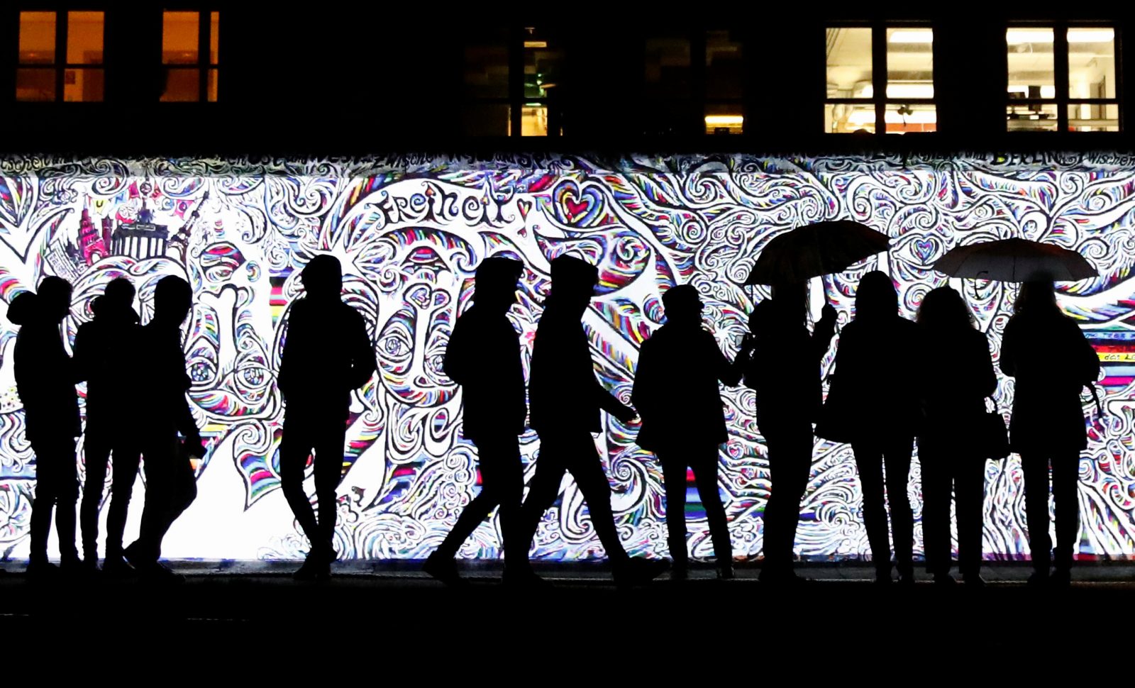 The woman who crossed the Berlin Wall hidden in a trunk