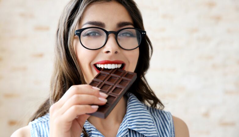 Before studying, eat dark chocolate: it's great for your memory