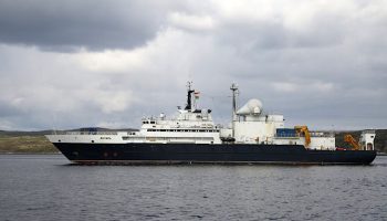 Russian spy ship entered UK waters and aimed lasers at British planes