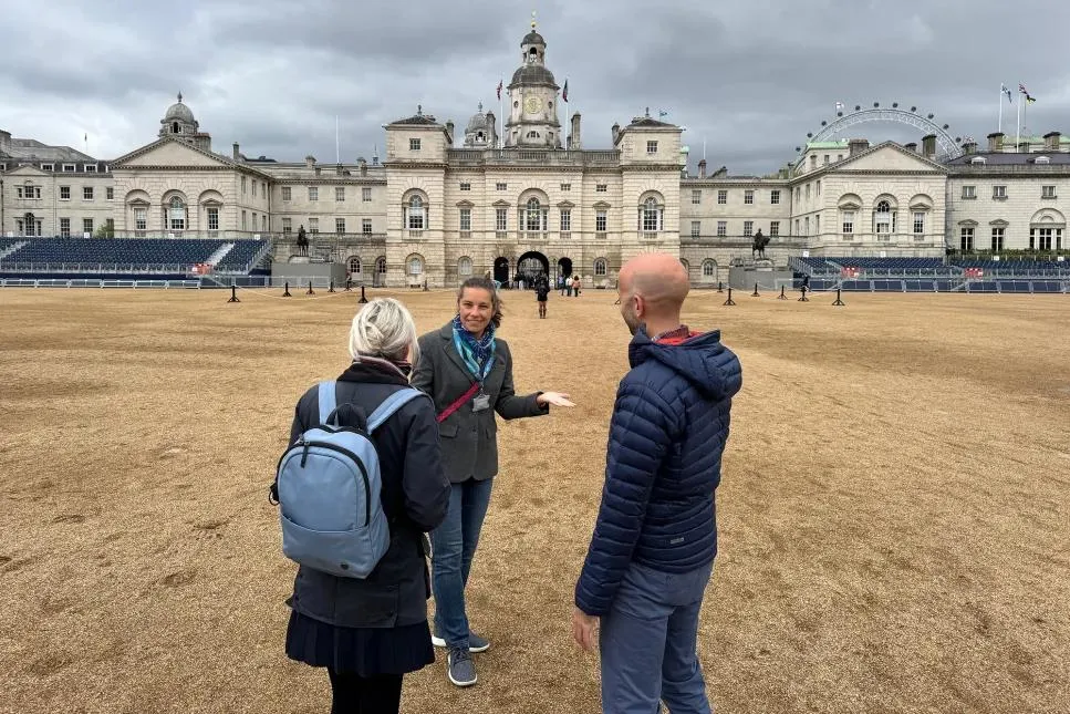 Americans are trying to pass off as Canadians abroad, but they're not fooling anyone