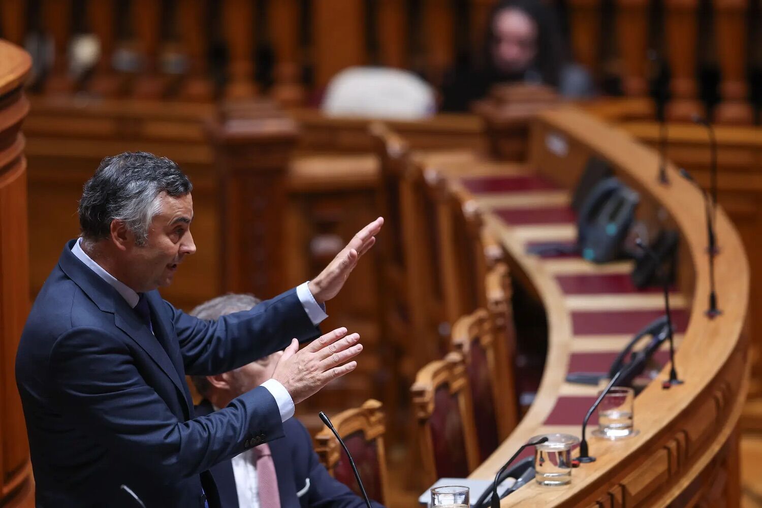 Enough changes vote: opposition keeps bribes frozen. New PPPs in the SNS approved