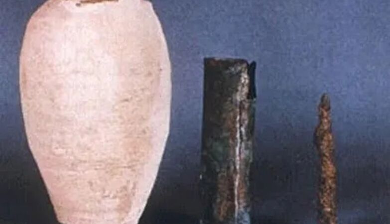 Forgotten technology powered the world 2000 years ago? The mystery of Baghdad's missing battery