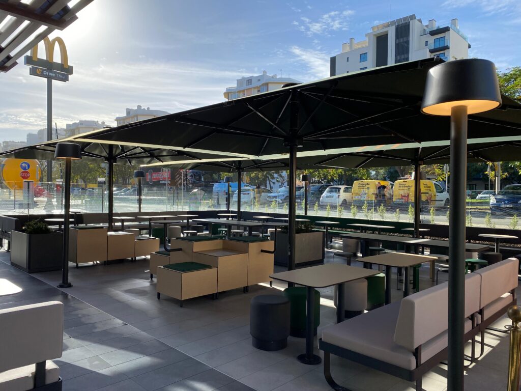 McDonald's reinforces its commitment to the Algarve with new restaurant in Quarteira